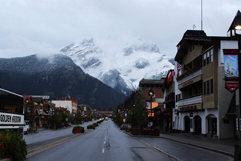 加拿大房产：买房下offer是个什么情况？