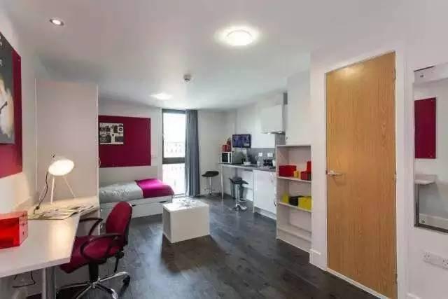 温哥华西蒙菲莎大学留学租房值得入住的公寓盘